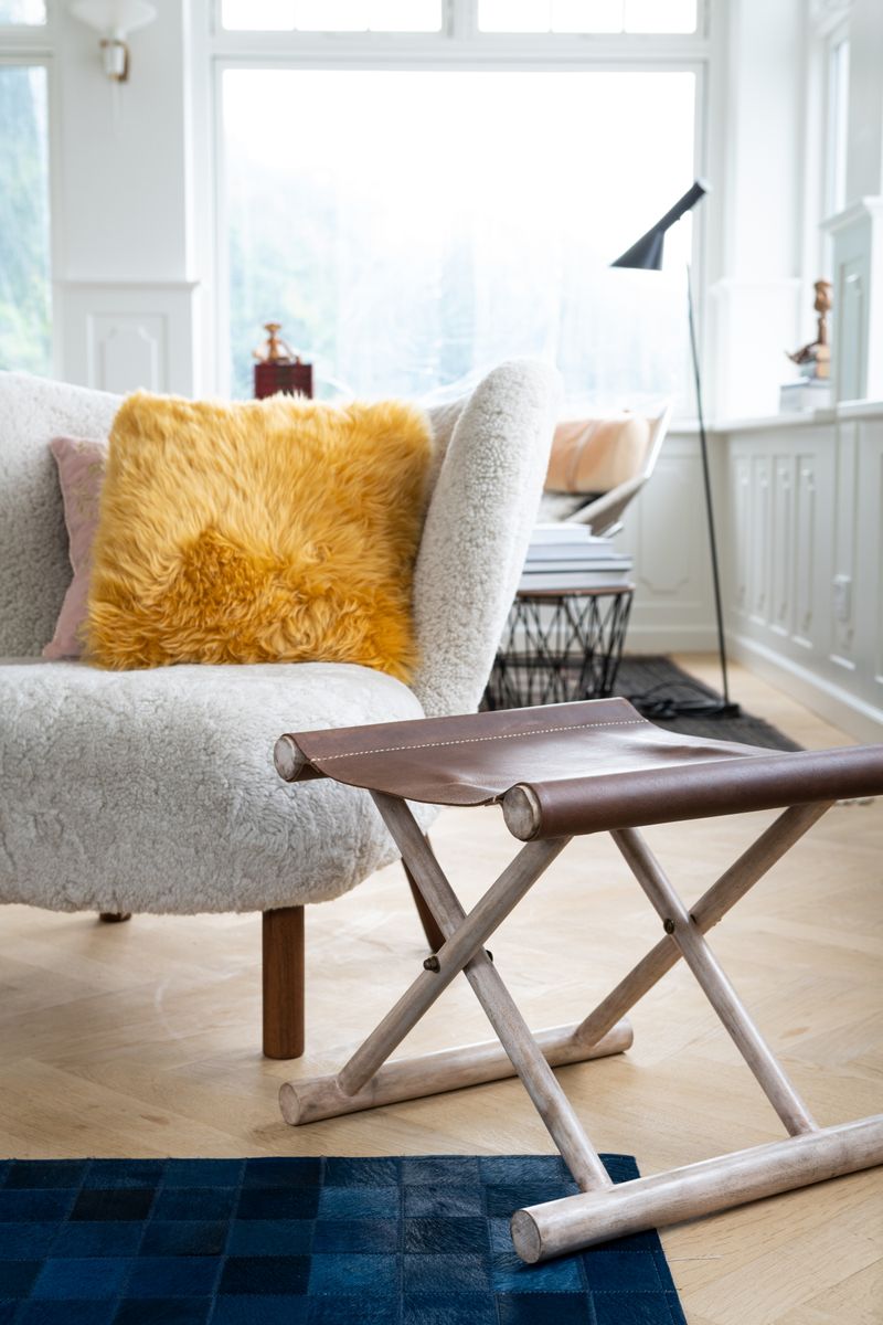 Tabouret en cuir de veau
