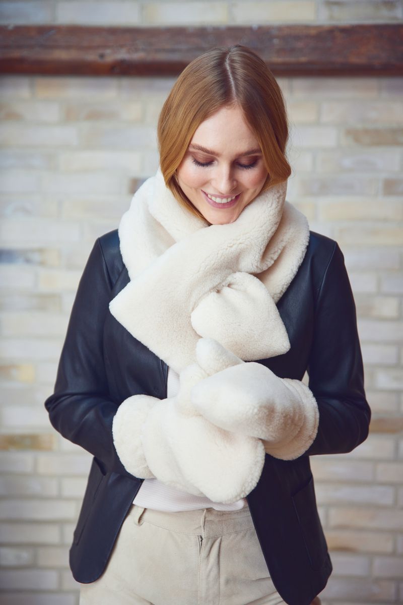 Monta Scarf White