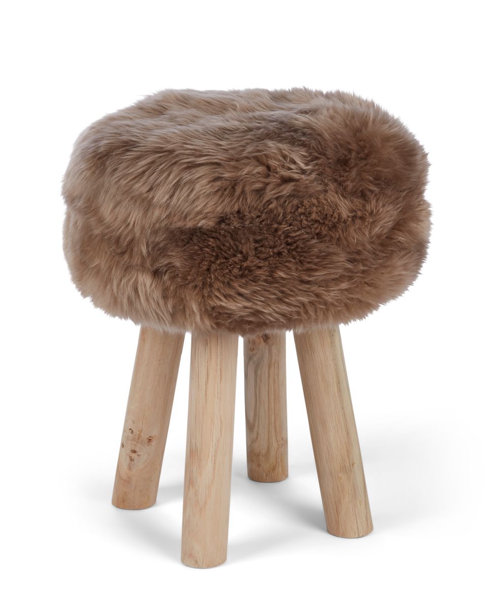 Tabouret Theodor + housse | Pieds en chêne | Peau de mouton de Nouvelle-Zélande Taupe