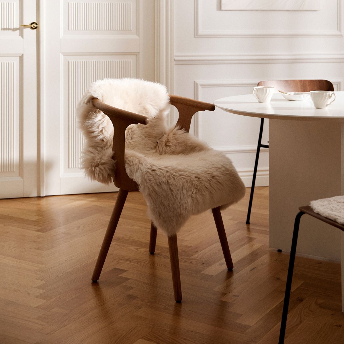 Peau de mouton de Nouvelle-Zélande à laine longue 135 cm Aubergine