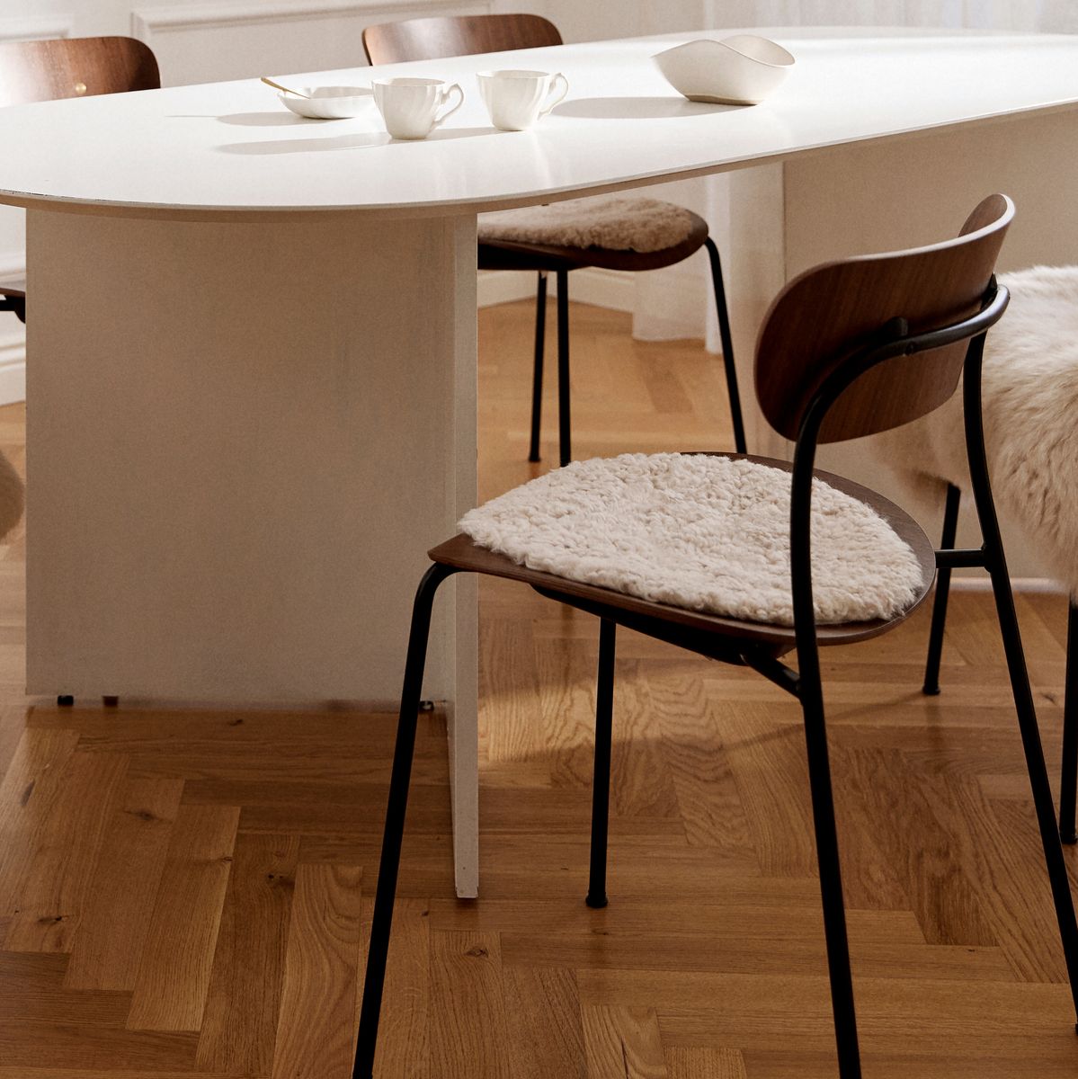 Dessus de siège en peau de mouton bouclée à laine courte | Ø34 cm Beige