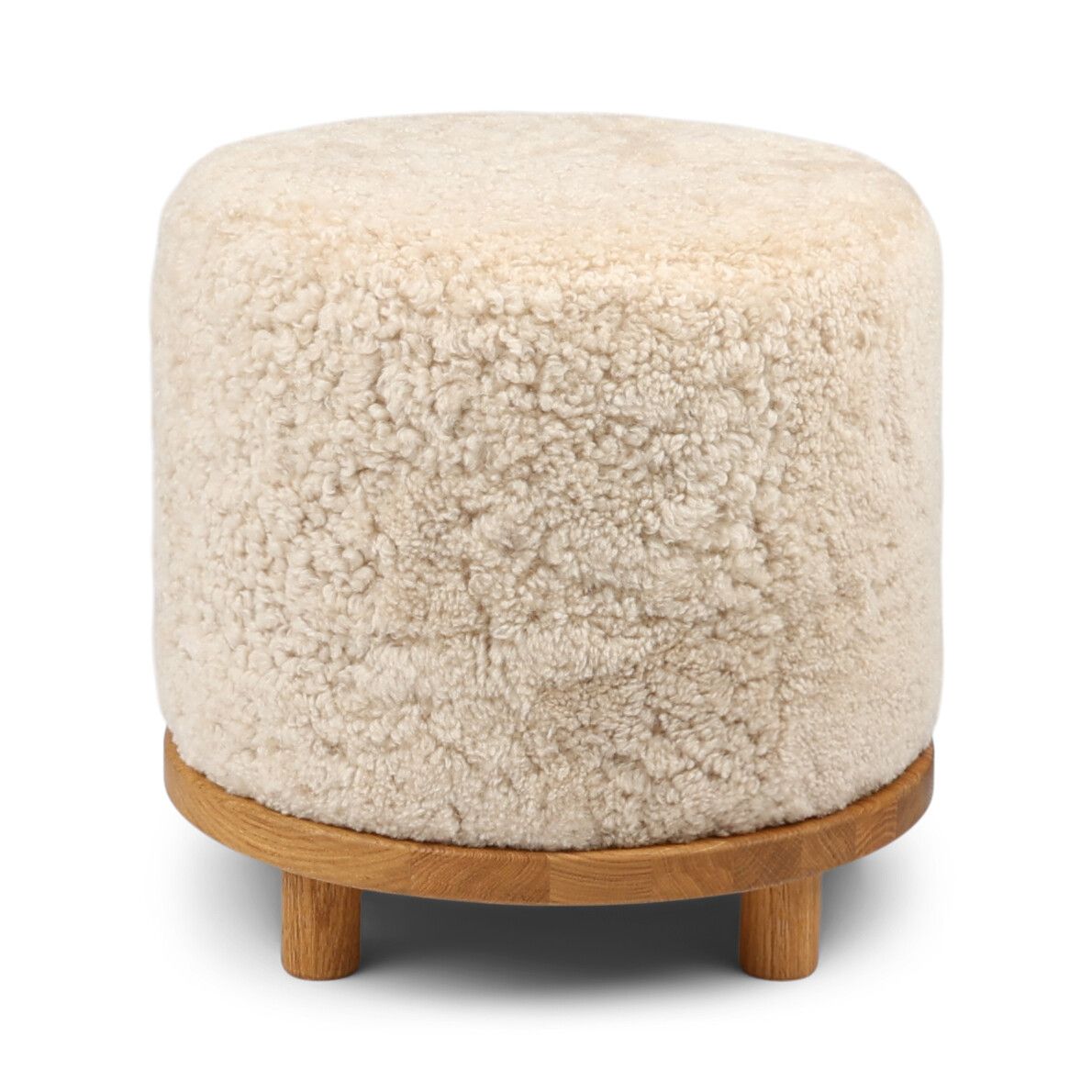 Nouveautés : découvrez nos tabourets en laine de mouton rasé et mouton islandais 🤍Parfaits pour Nouveautés : découvrez nos tabourets en laine de mouton rasé et mouton islandais 🤍Parfaits pour
