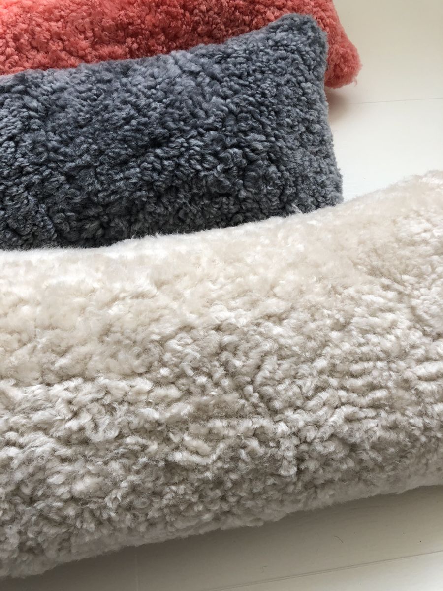 Coussin en laine courte de mouton | double face | SW | 30x60 cm