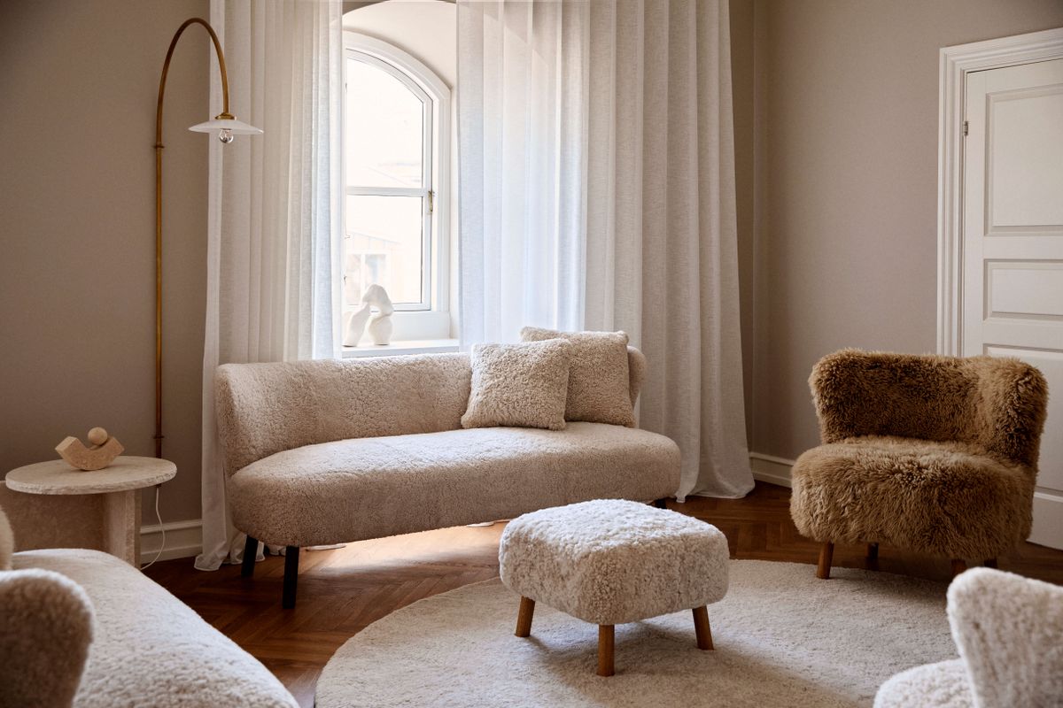 Sur mesure | Mobilier tapissé (fauteuil, canapé, banc, tabouret, avec structures en bois)