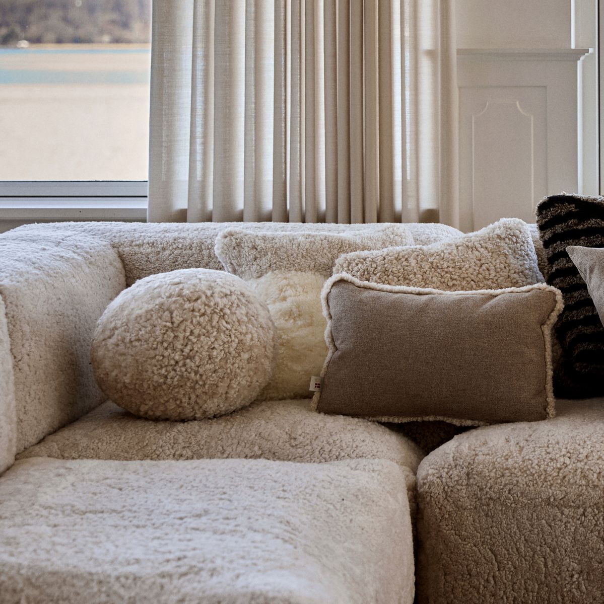 Angelite Coussin | Ø25 cm | Ø30 cm | Ø35 cm SW Curly Anthracite