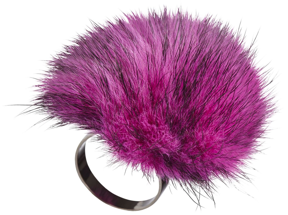 Pom Pom Ring