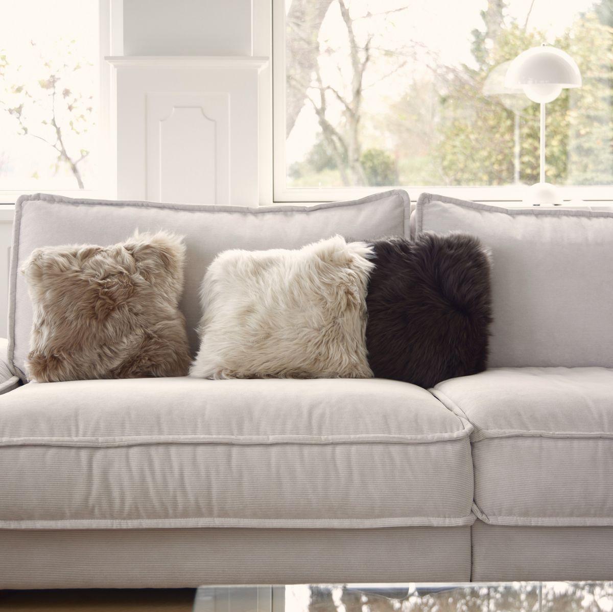 Coussin en peau de mouton longue laine | 35x35 cm Noir