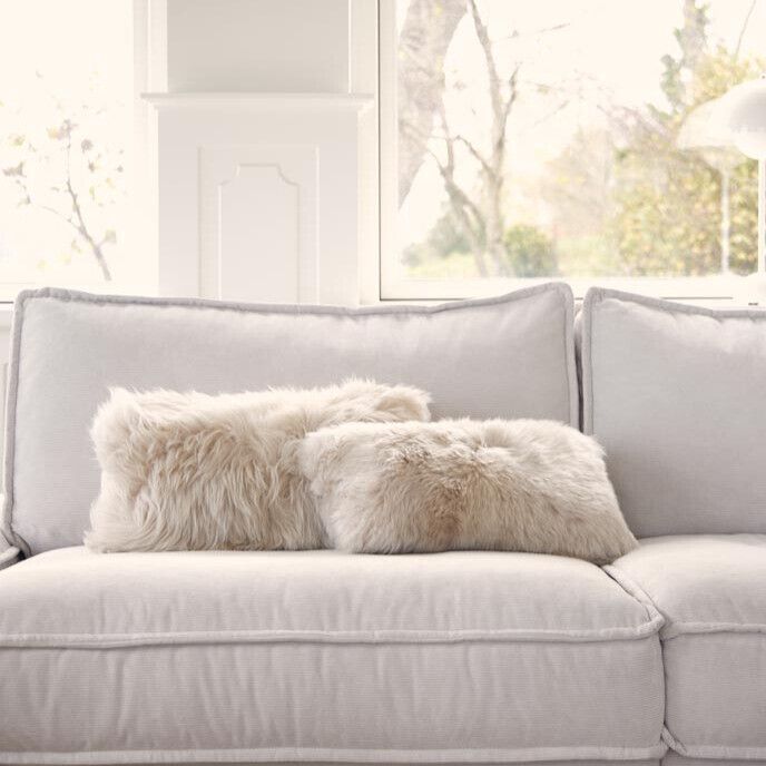 Coussin en peau de mouton longue laine | 28x56 cm Noir