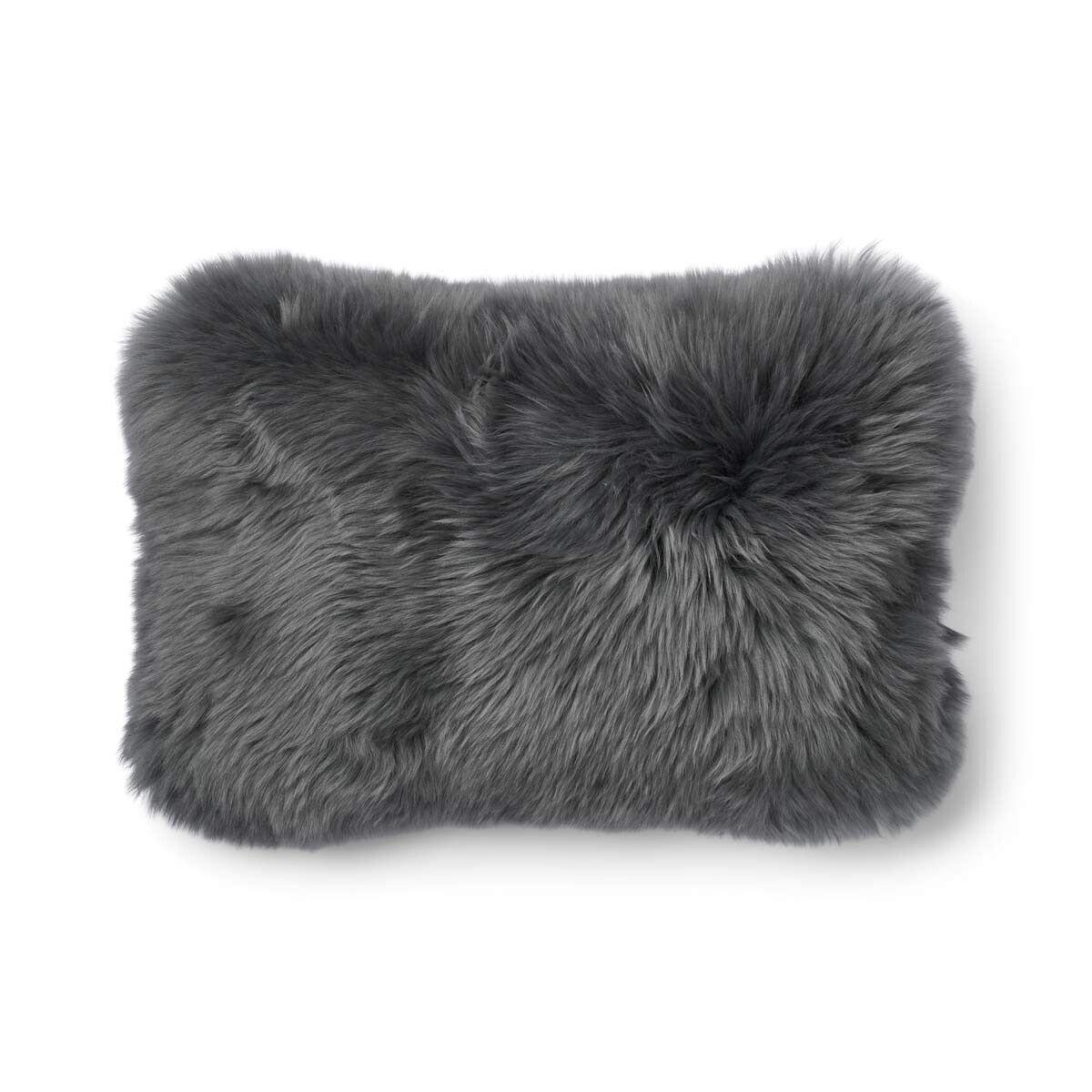 Coussin en peau de mouton longue laine - 52x52 cm | 34x52 cm Roche/acier