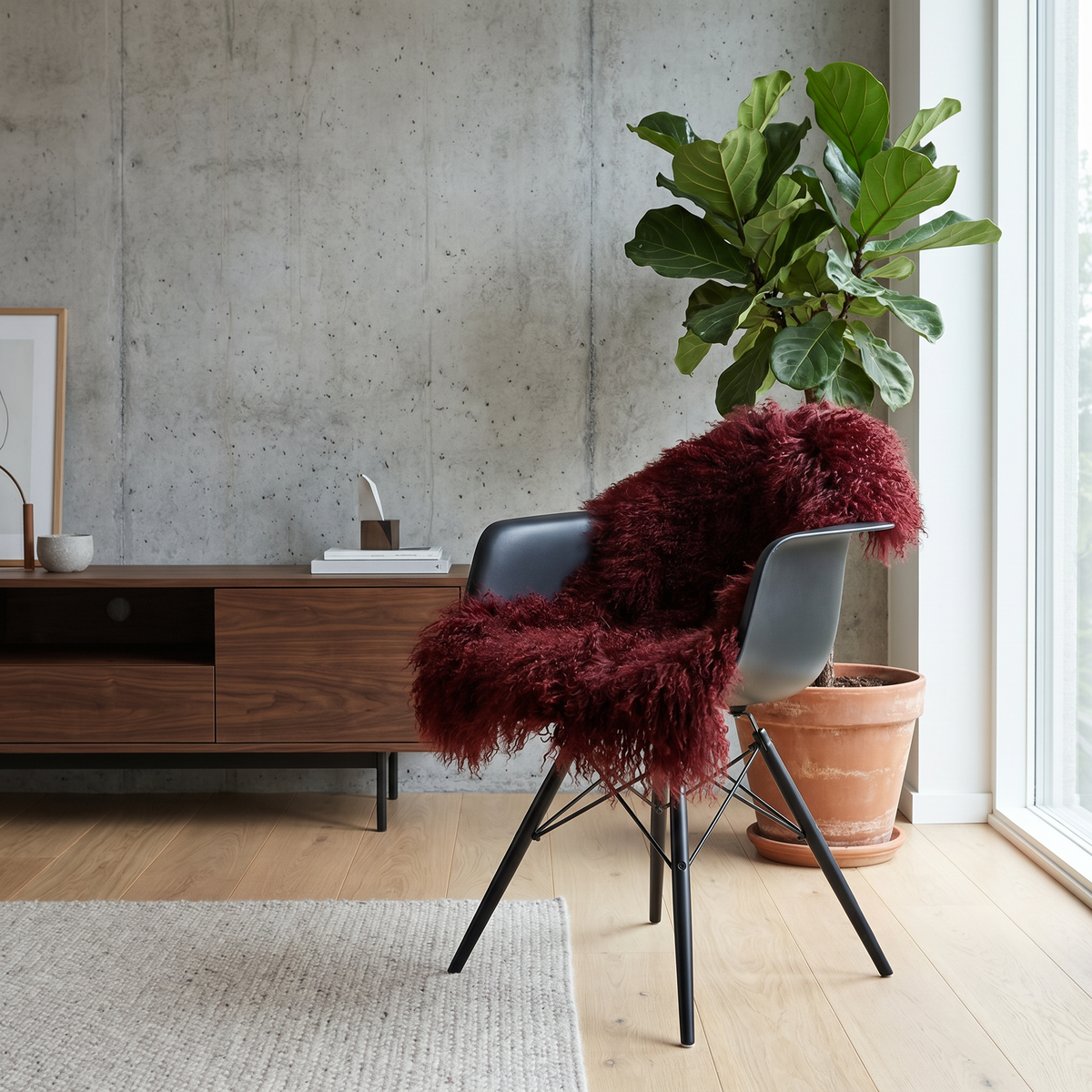 Peau de mouton bouclée | Tibet | 85 × 50 cm Bordeaux