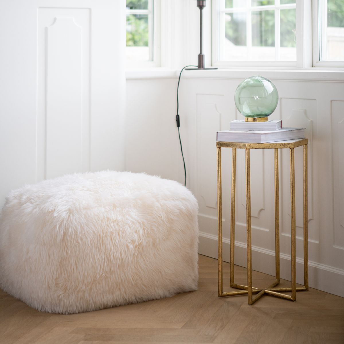 Pouf en peau de mouton | Laine longue Noir