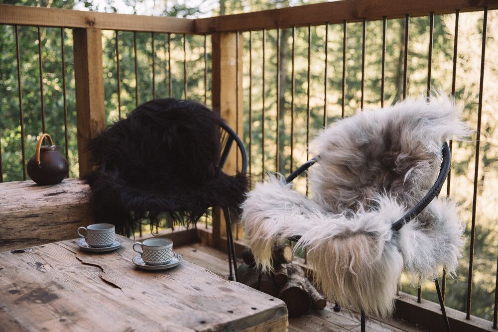 Icelandic Sheepskin | Long Wool | 120+ cm Blacky