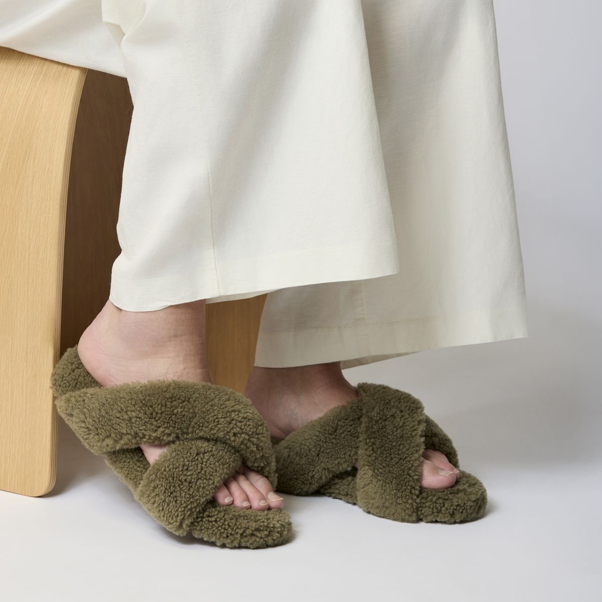 Chausson croisé bouclé Miel
