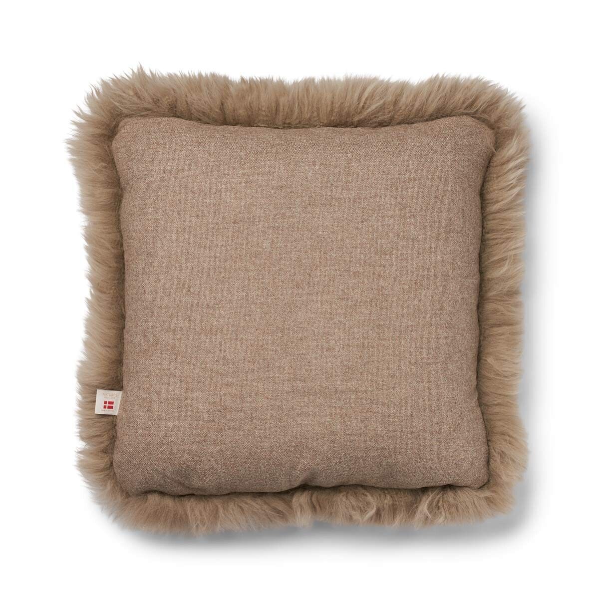 Coussin en peau de mouton longue laine - 52x52 cm
