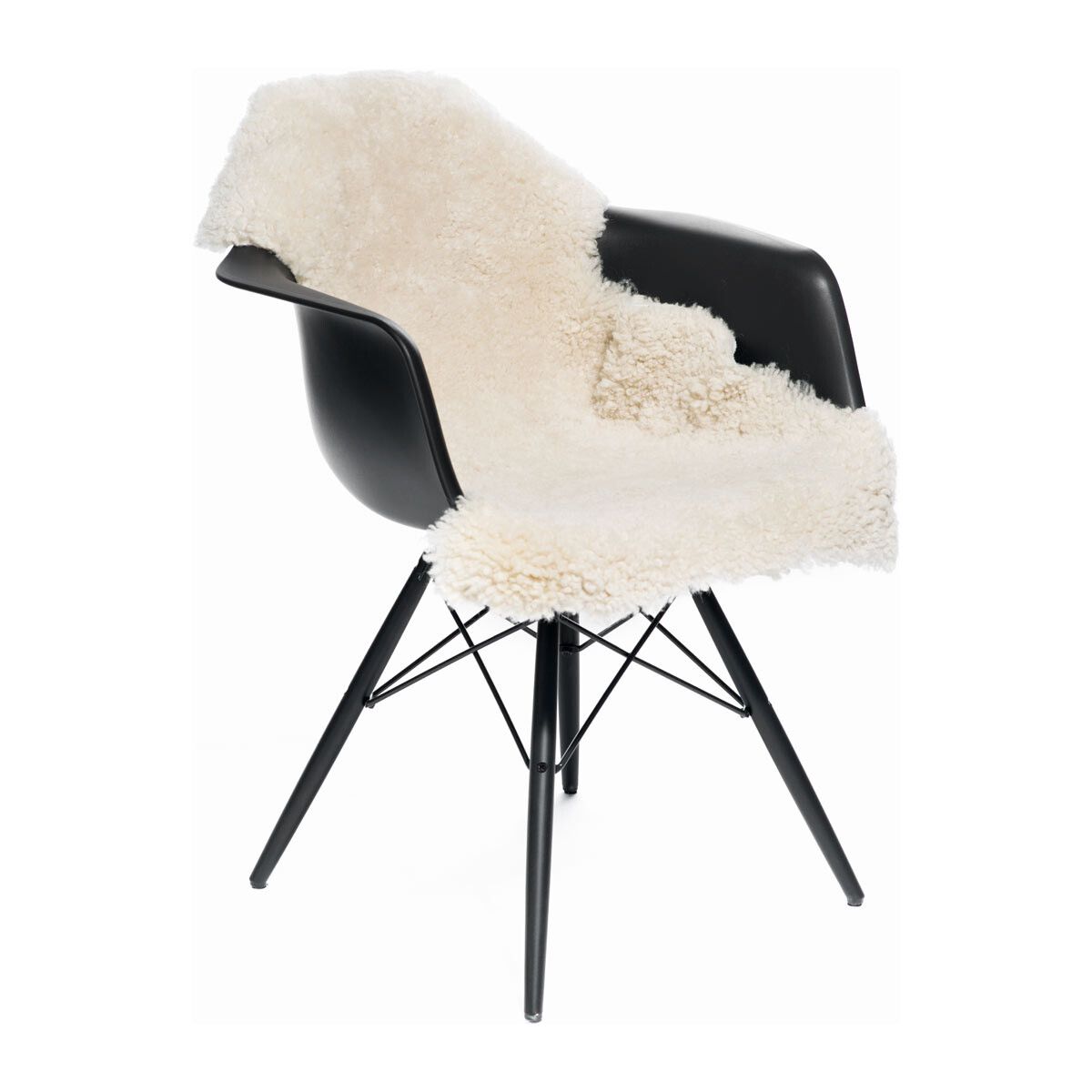 Peau de mouton bouclée à laine courte 100 x 60 cm Perle
