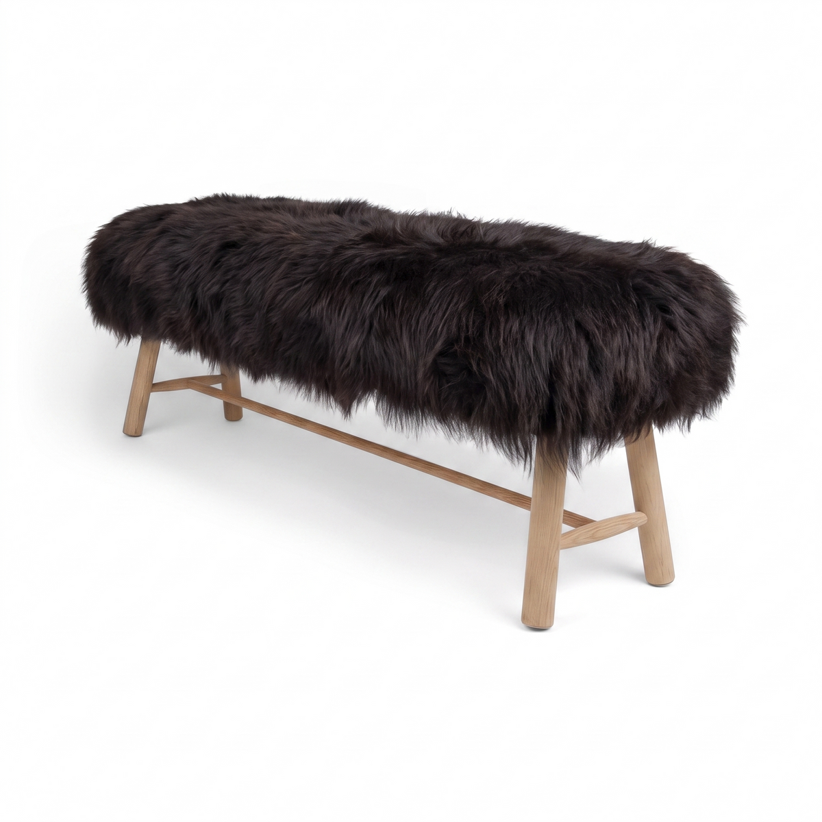 Banc Theo | Peau de mouton tibétaine | Pieds en chêne