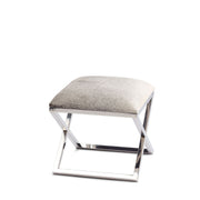 Tabouret en peau de vachette